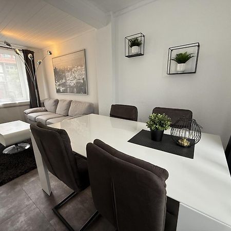 Fachwerkhaus Mit 2 Getrennten Schlafzimmern, Wohnzimmer Und Kueche Bückeburg Esterno foto