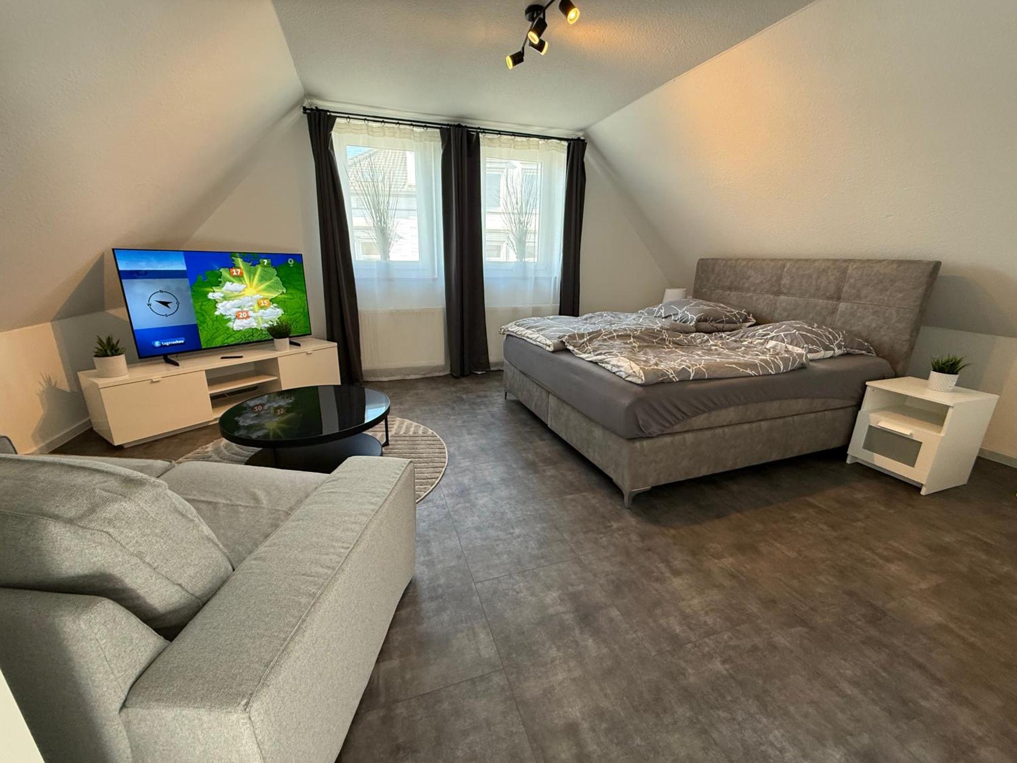 Fachwerkhaus Mit 2 Getrennten Schlafzimmern, Wohnzimmer Und Kueche Bückeburg Esterno foto