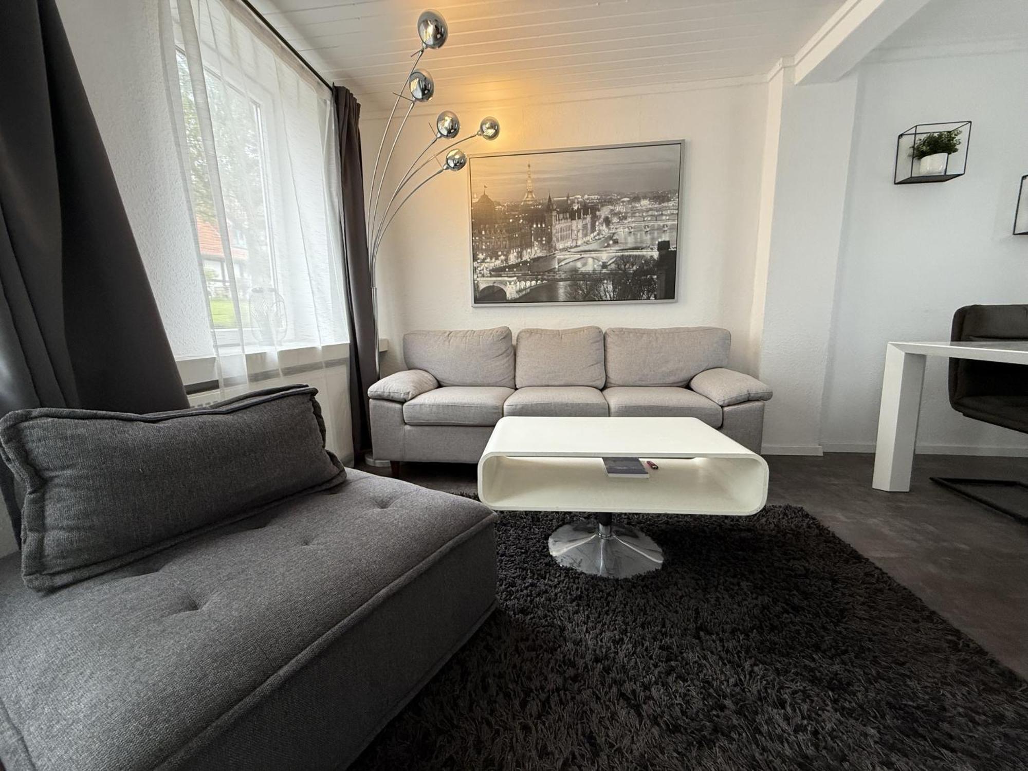 Fachwerkhaus Mit 2 Getrennten Schlafzimmern, Wohnzimmer Und Kueche Bückeburg Esterno foto