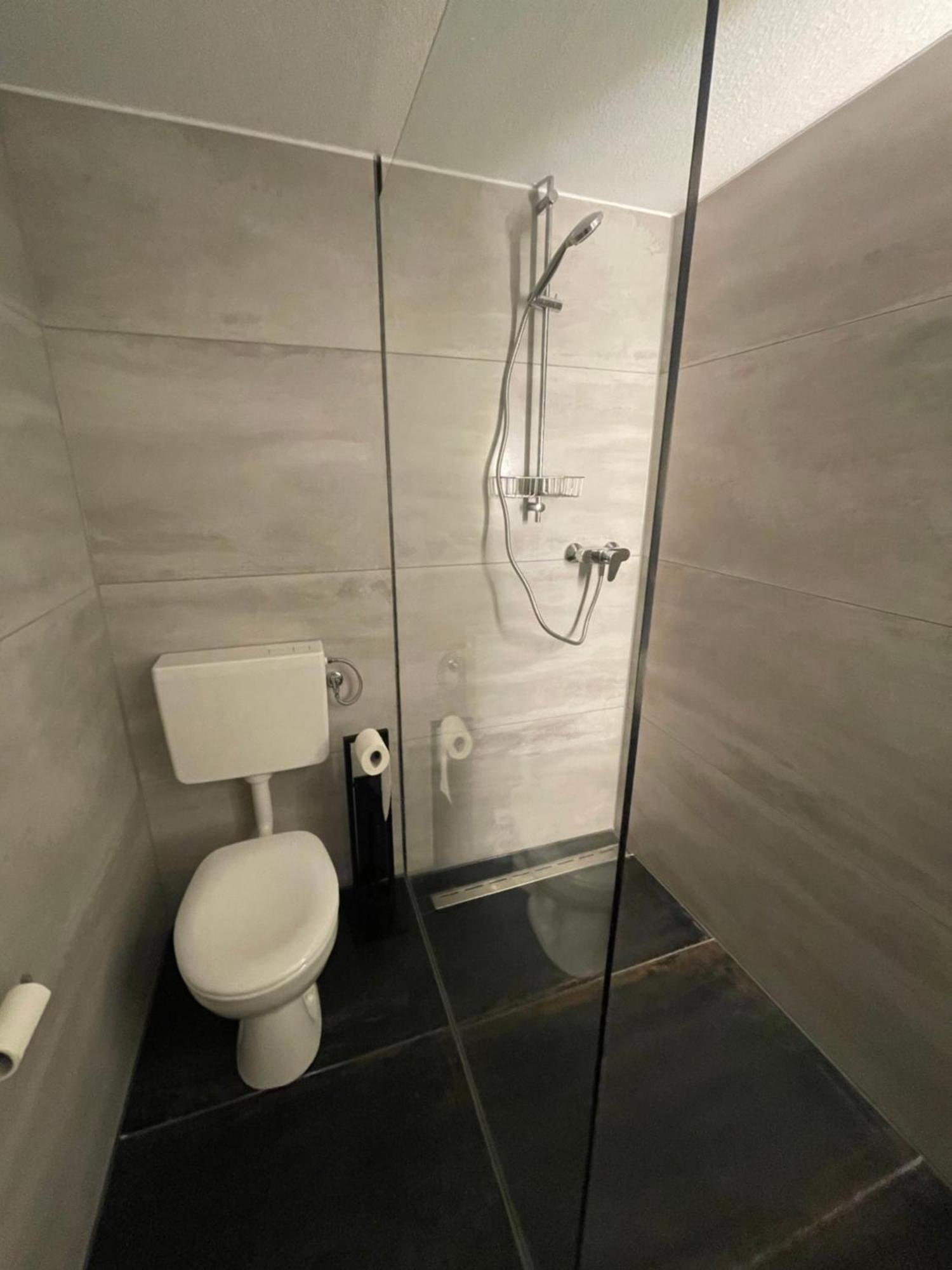 Fachwerkhaus Mit 2 Getrennten Schlafzimmern, Wohnzimmer Und Kueche Bückeburg Esterno foto